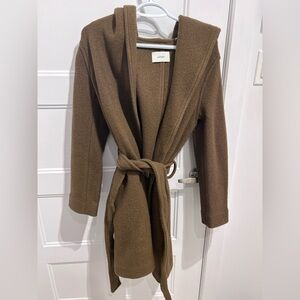100% merino wool Aritzia jacket with hood & belt